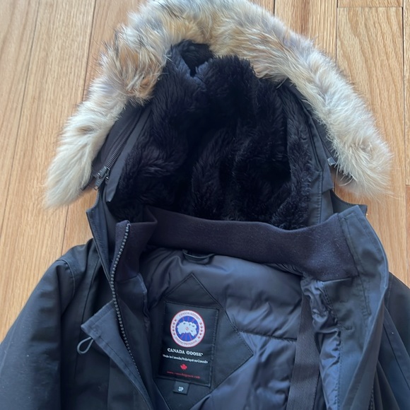 Canada goose jacket - Picture 4 of 6